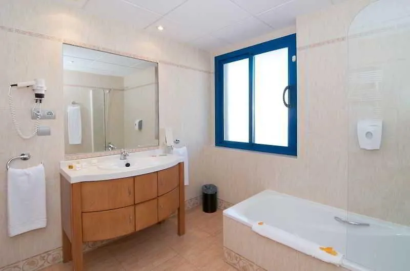 Ponient Piramide Salou By Portaventura World Hotel 4*,