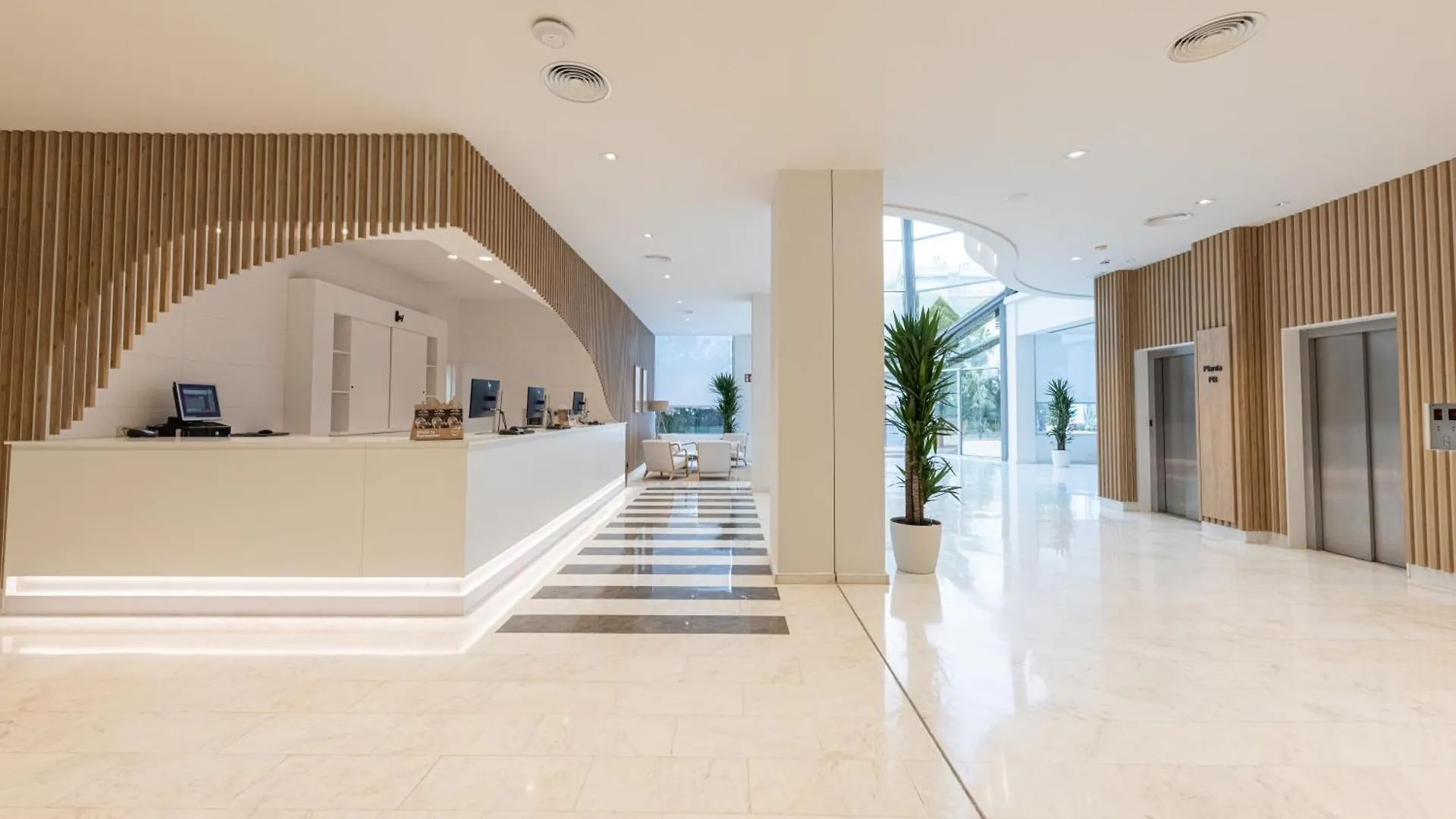 Ponient Piramide Salou By Portaventura World Hotel